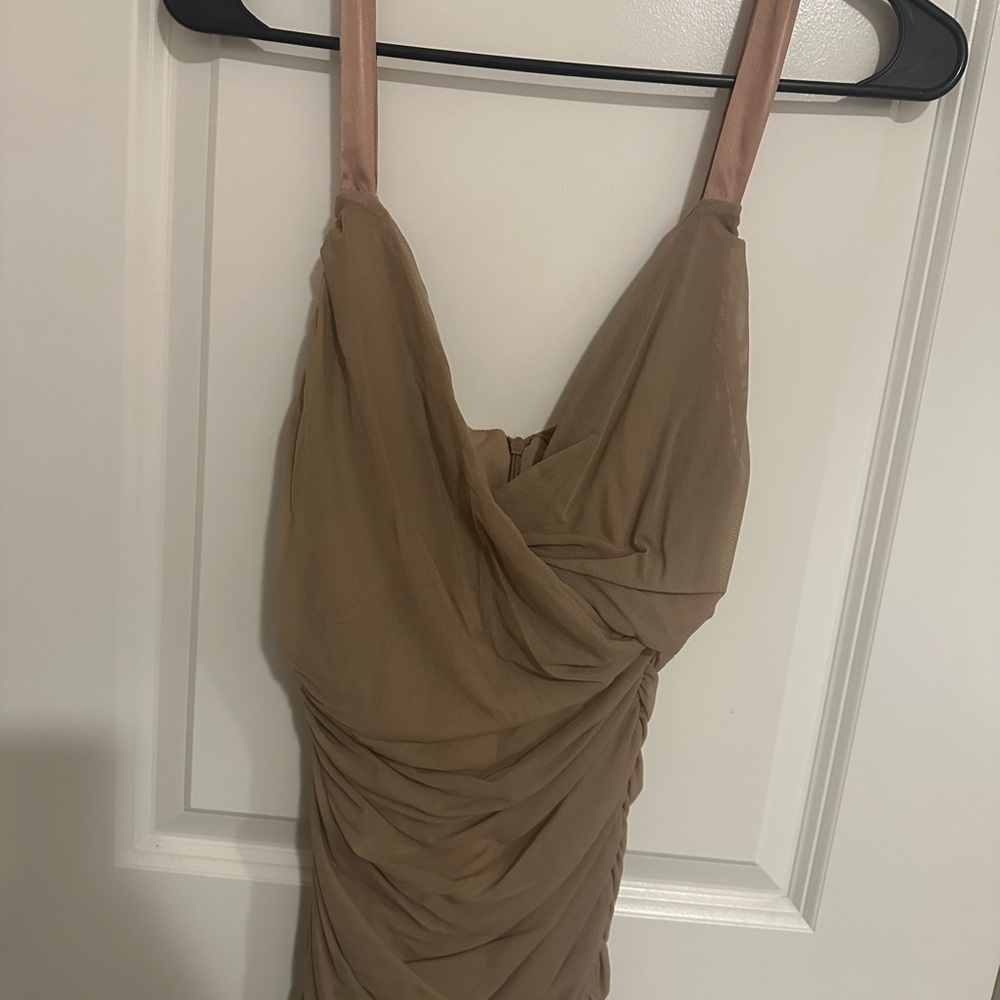 Women’s Tan Solid Ruched Mesh Bodycon Dress - Picture 3 of 4